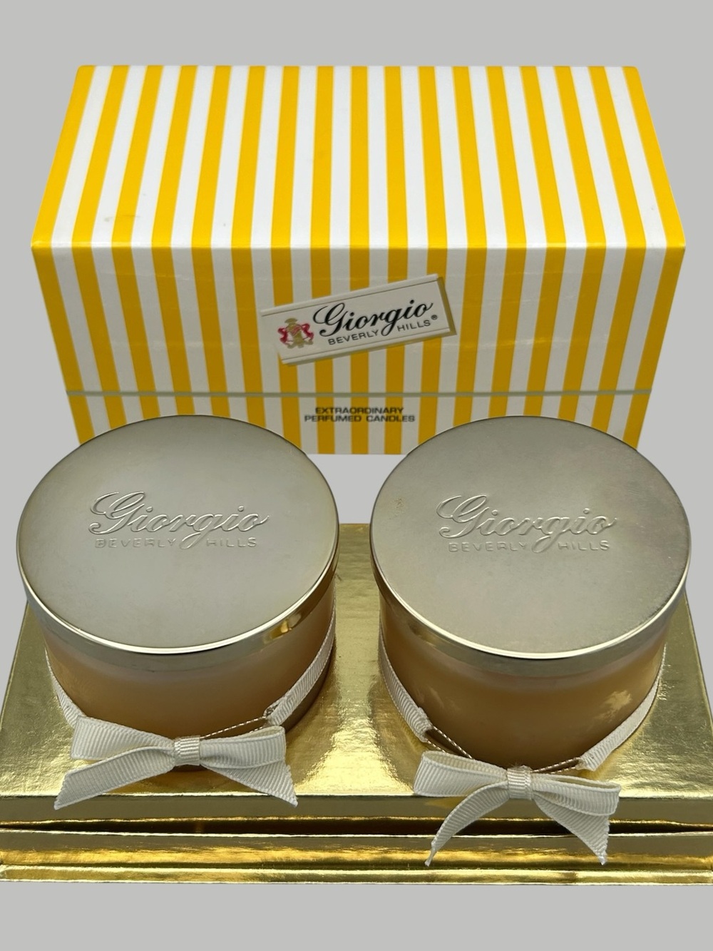 Giorgio Beverly Hills Scented Candle Set - 2 Candles